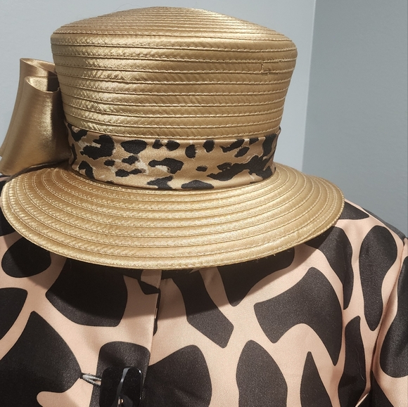 Hat - Picture 6 of 6